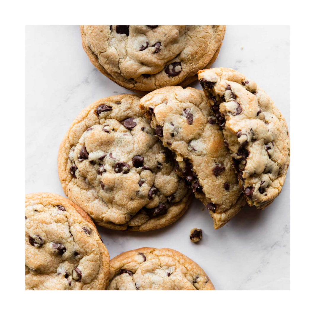 CocoMo's Chocolate Chip Cookie